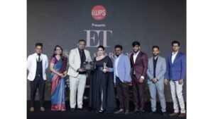 100-Yards-awarded-as-Real-Estate-Consultancy-of-the-Year-by-Economic-Times-NW