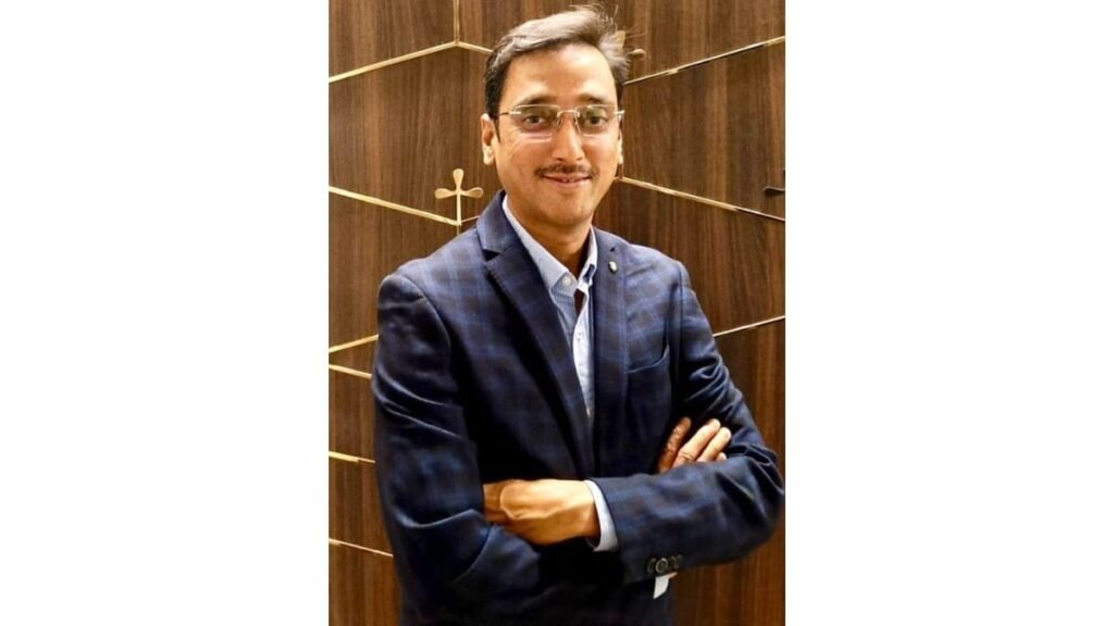 Mr-Manoj-Kumar-Agarwal-