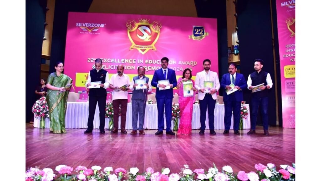 SilverZone-celebrates-22nd-Excellence-in-Education-Award-Ceremony-at-New-Delhi-1